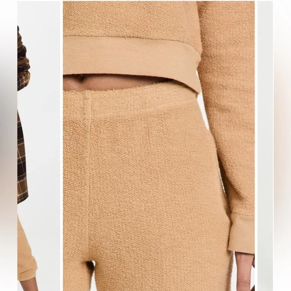 Monrow Teddy Fleece Slouchy Sweatpants in Latte color jogger sweat - Picture 9 of 12